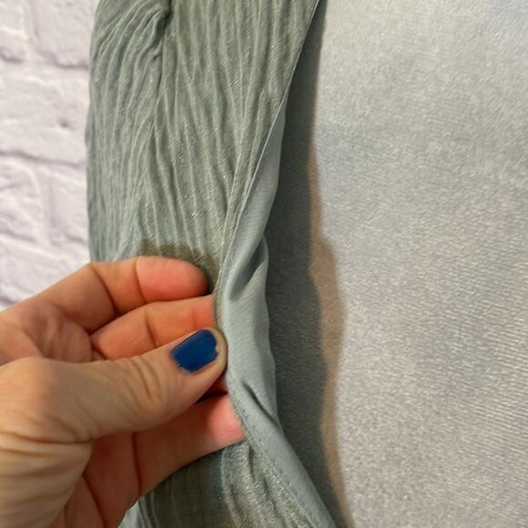 NWOT Aura ruffle mini dress - Picture 6 of 10